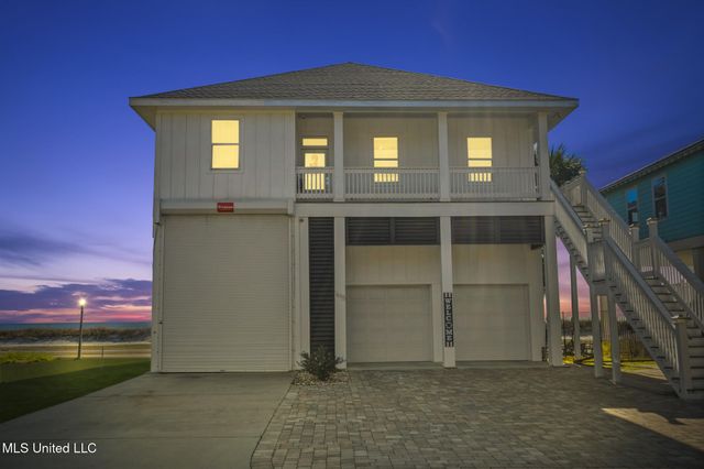 1615 Cayman Cove, Biloxi, MS 39531