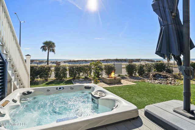 1615 Cayman Cove, Biloxi, MS 39531