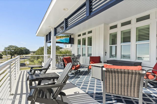 1615 Cayman Cove, Biloxi, MS 39531