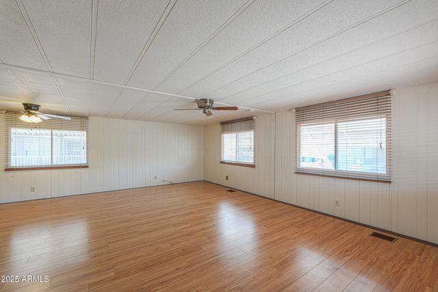 450 W SUNWEST Drive 103, Casa Grande, AZ 85122