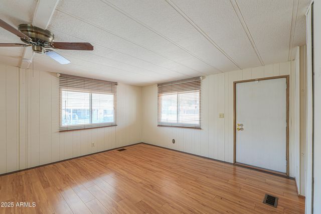 450 W SUNWEST Drive 103, Casa Grande, AZ 85122