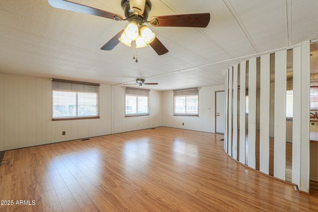 450 W SUNWEST Drive 103, Casa Grande, AZ 85122