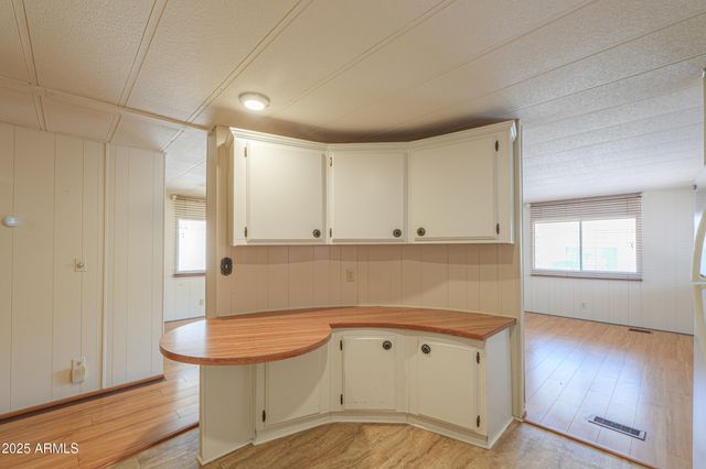 450 W SUNWEST Drive 103, Casa Grande, AZ 85122