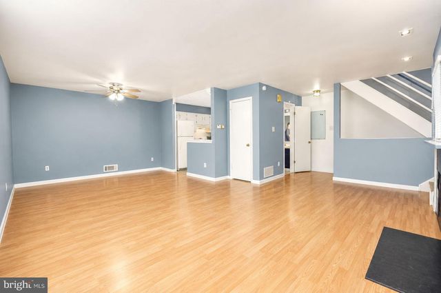 276 JUANITA, Levittown, PA 19057