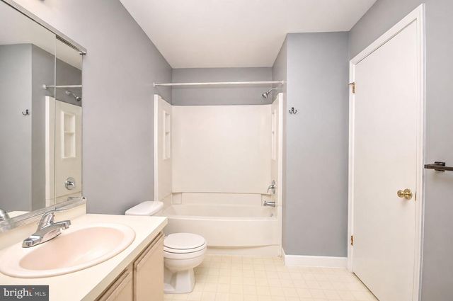 276 JUANITA, Levittown, PA 19057