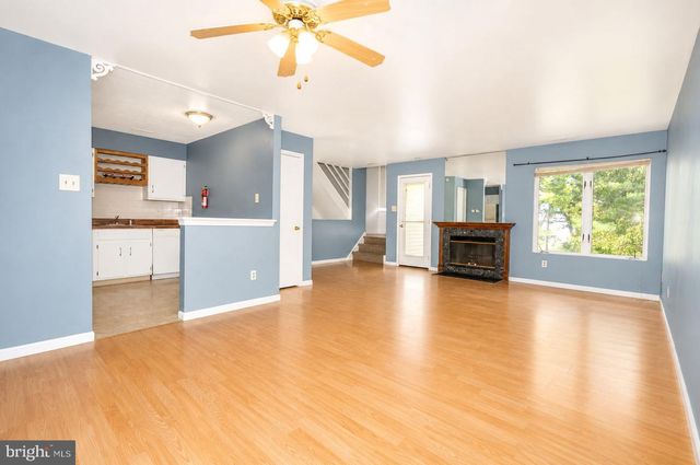 276 JUANITA, Levittown, PA 19057