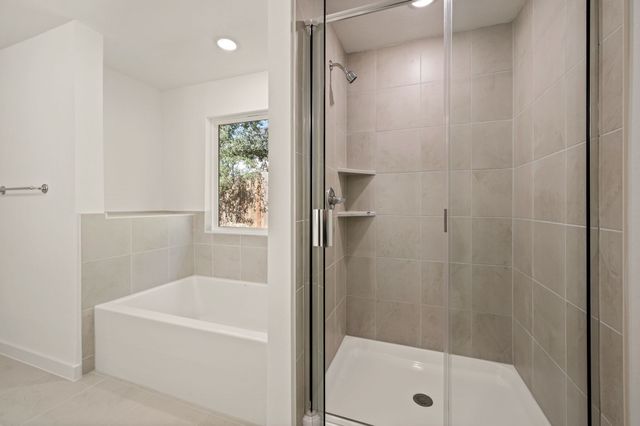 813 Haynie Drive, Runaway Bay, TX 76426