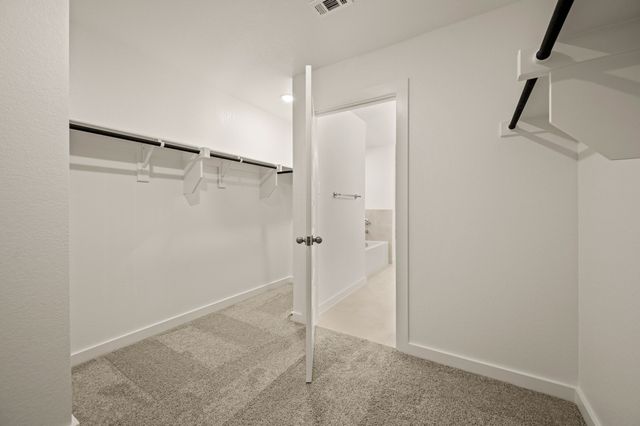 813 Haynie Drive, Runaway Bay, TX 76426