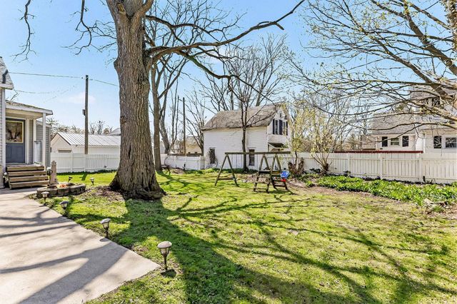 512 Lagrange Street, South Haven, MI 49090