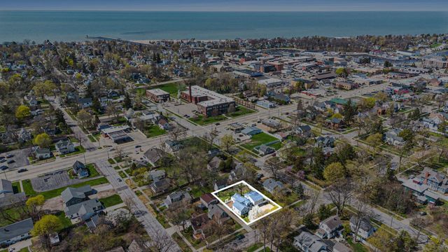 512 Lagrange Street, South Haven, MI 49090