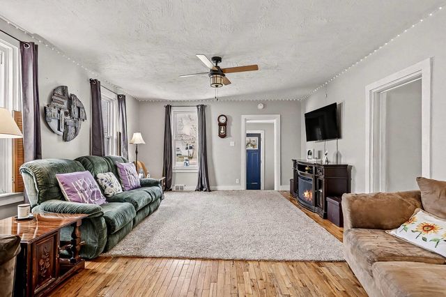 512 Lagrange Street, South Haven, MI 49090