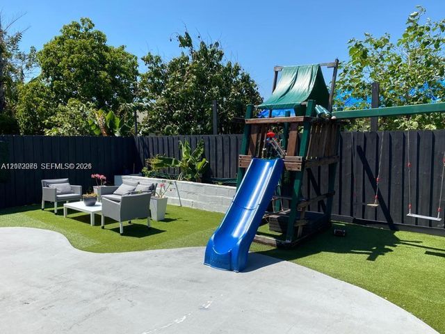 9335 NW 45th Street 1, Sunrise, FL 33351