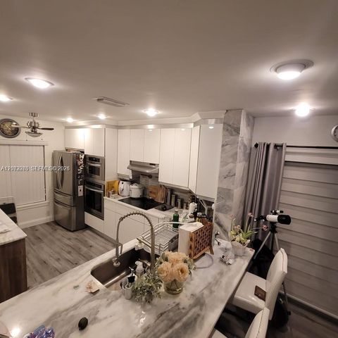 9335 NW 45th Street 1, Sunrise, FL 33351