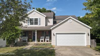 2027 Cherrywood Dr, La Grange, KY 40031