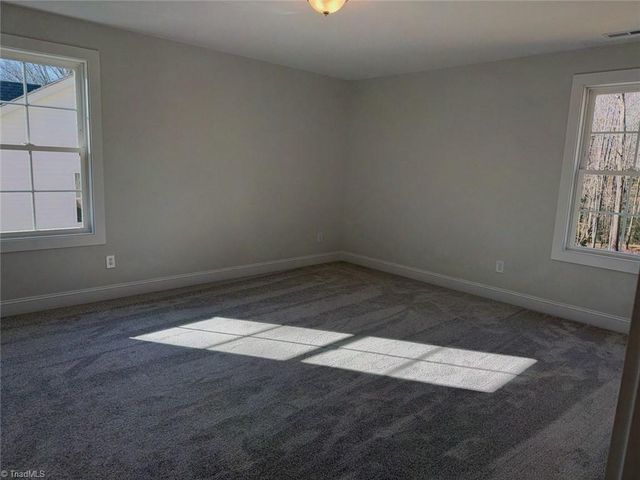 4810 Selwyn Drive, Winston-salem, NC 27104