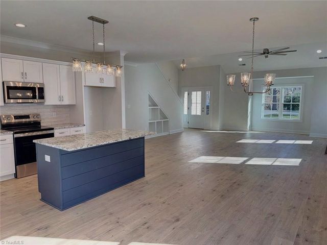 4810 Selwyn Drive, Winston-salem, NC 27104