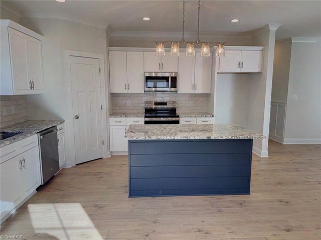 4810 Selwyn Drive, Winston-salem, NC 27104