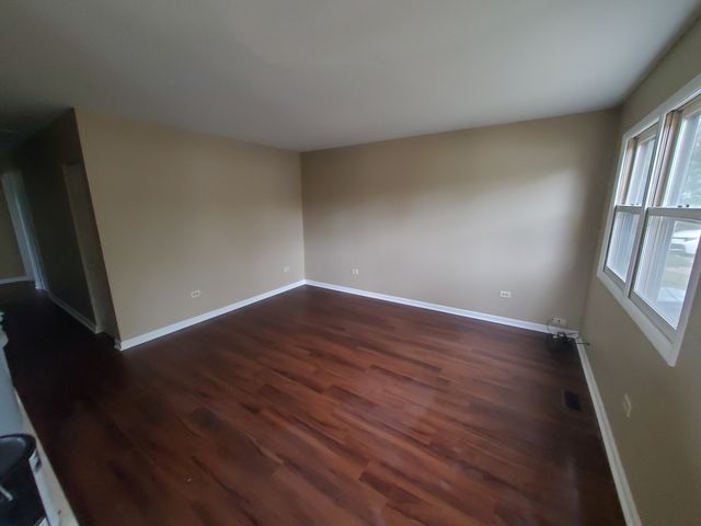 24471 W POPLAR Street, Round Lake, IL 60073