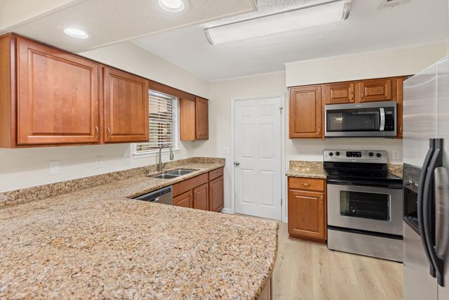 2431 Roberts Drive, Niceville, FL 32578