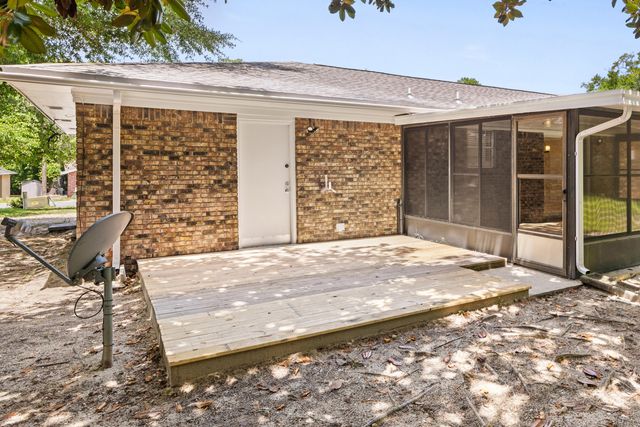 2431 Roberts Drive, Niceville, FL 32578