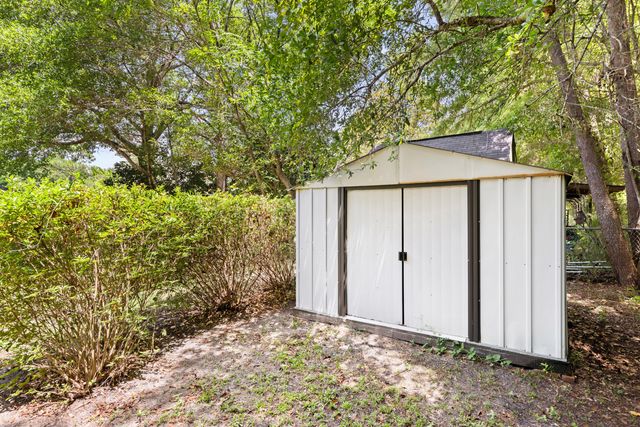 2431 Roberts Drive, Niceville, FL 32578