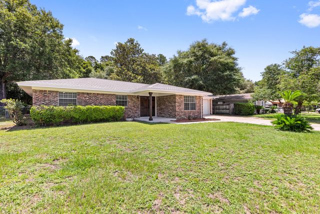 2431 Roberts Drive, Niceville, FL 32578