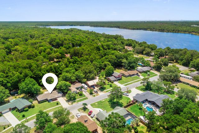 2431 Roberts Drive, Niceville, FL 32578