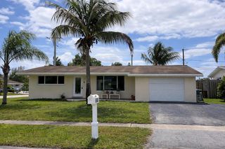8900 NW 26th Street, Sunrise, FL 33322