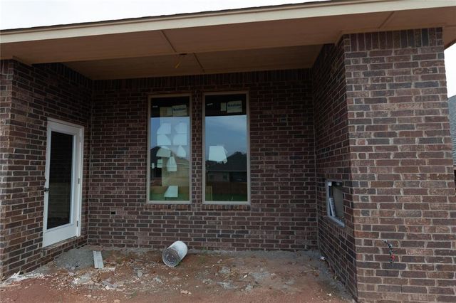 3140 Grapevine Street, Edmond, OK 73034