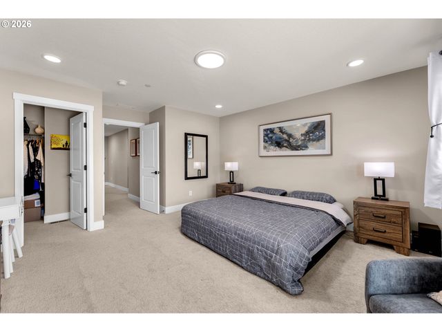 329 W LAUREL St, Washougal, WA 98671