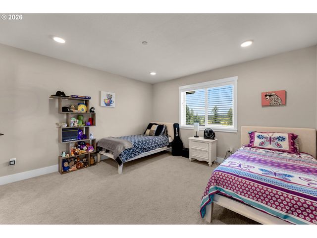 329 W LAUREL St, Washougal, WA 98671
