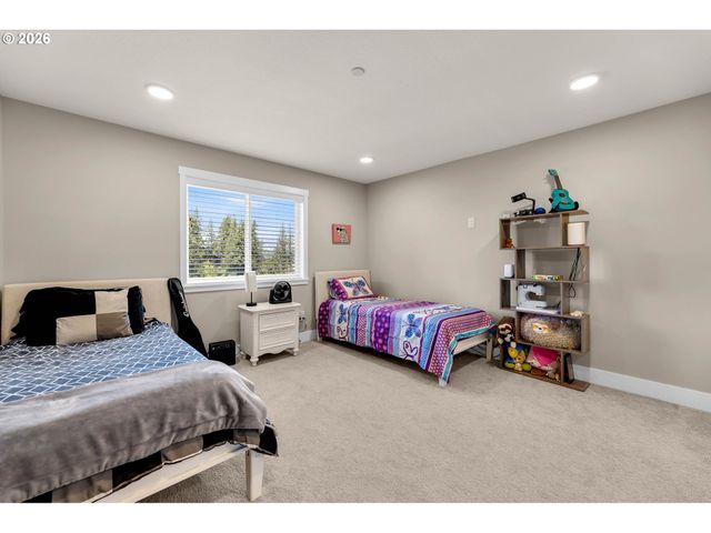 329 W LAUREL St, Washougal, WA 98671