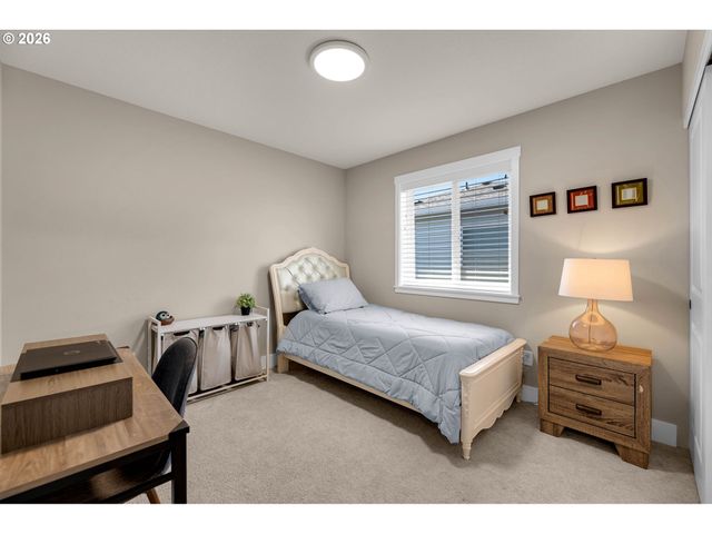 329 W LAUREL St, Washougal, WA 98671