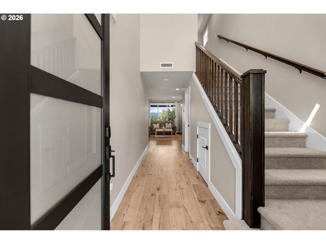 329 W LAUREL St, Washougal, WA 98671