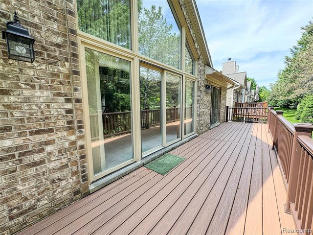 45325 Stonehedge Drive, Plymouth, MI 48170