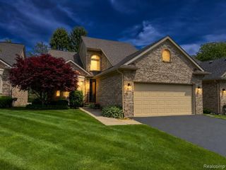 45325 Stonehedge Drive, Plymouth, MI 48170
