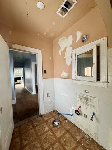 2900 Taylor Street, Detroit, MI 48206