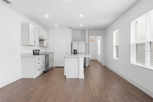 1749 SHADOW TRACE WAY, Deland, FL 32720