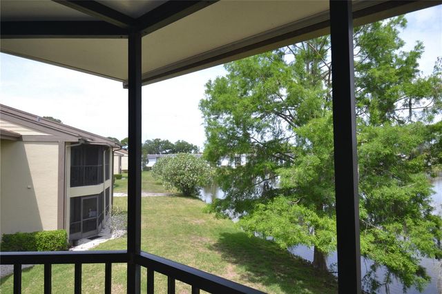 284 WOODLAKE WYNDE, Oldsmar, FL 34677