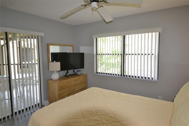 284 WOODLAKE WYNDE, Oldsmar, FL 34677