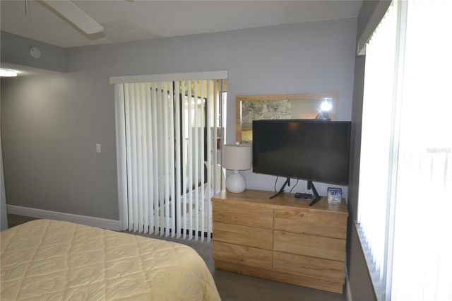 284 WOODLAKE WYNDE, Oldsmar, FL 34677