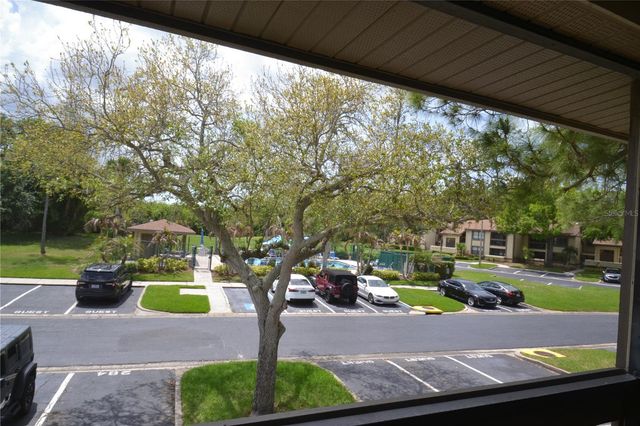 284 WOODLAKE WYNDE, Oldsmar, FL 34677