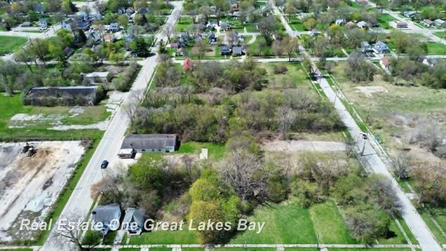 1317 S Park Avenue, Saginaw, MI 48601