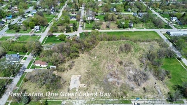 1317 S Park Avenue, Saginaw, MI 48601