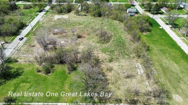 1317 S Park Avenue, Saginaw, MI 48601