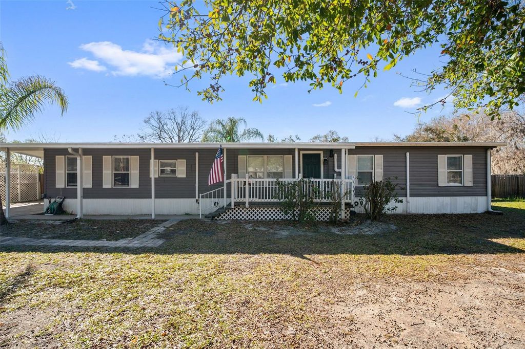 Image 2 of property listing at 6329 SADDLETREE DRIVE, Wesley Chapel, FL 33544