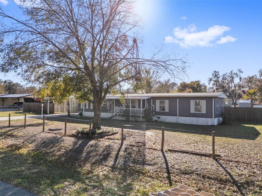 Image 48 of property listing at 6329 SADDLETREE DRIVE, Wesley Chapel, FL 33544