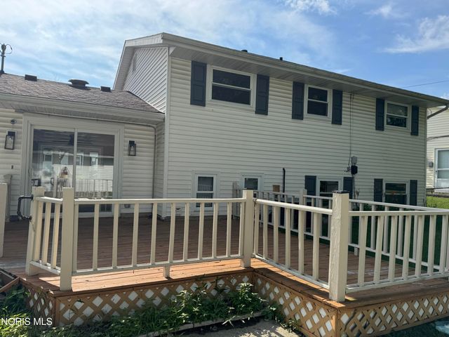 2605 Eton Place, Findlay, OH 45840