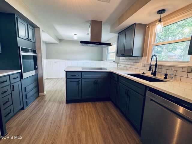 2605 Eton Place, Findlay, OH 45840