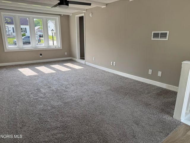 2605 Eton Place, Findlay, OH 45840